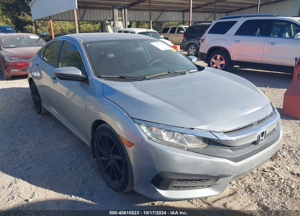 2017 HONDA CIVIC LX VIN: 2HGFC2F51HH522810