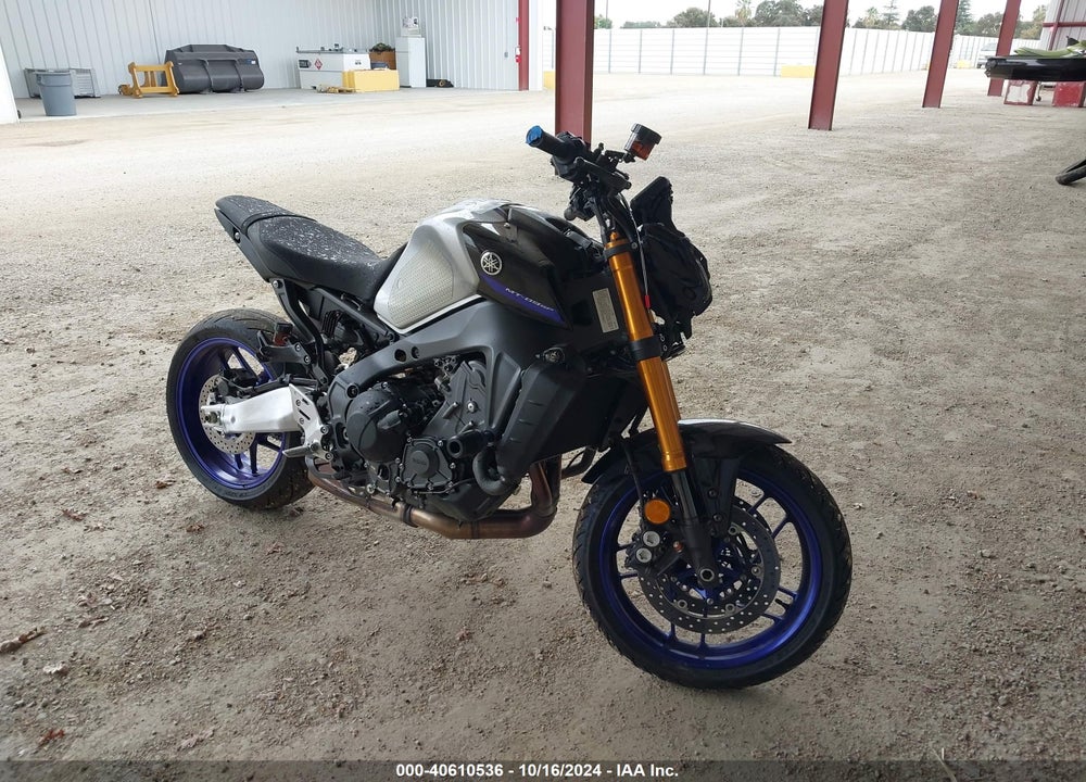 2023 YAMAHA MT09 DC VIN: JYARN72Y8PA000641