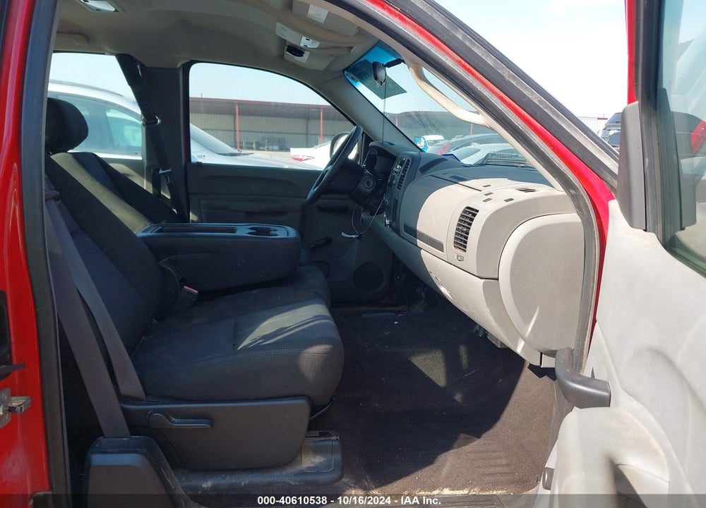 2011 CHEVROLET SILVERADO 1500 WORK TRUCK VIN: 1GCRCPEX2BZ135198