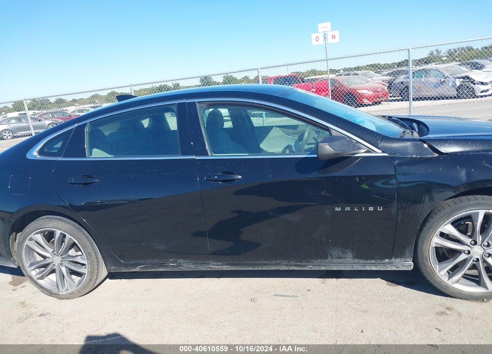 2021 CHEVROLET MALIBU FWD LT VIN: 1G1ZD5ST8MF028527