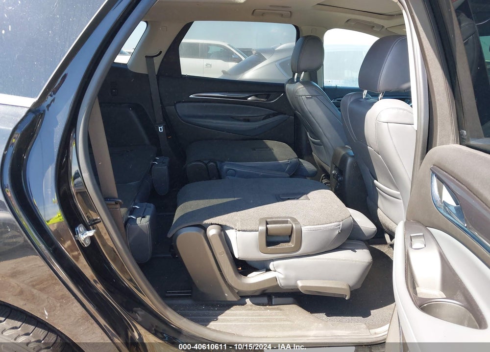 2018 BUICK ENCLAVE ESSENCE VIN: 5GAEVAKW8JJ250033