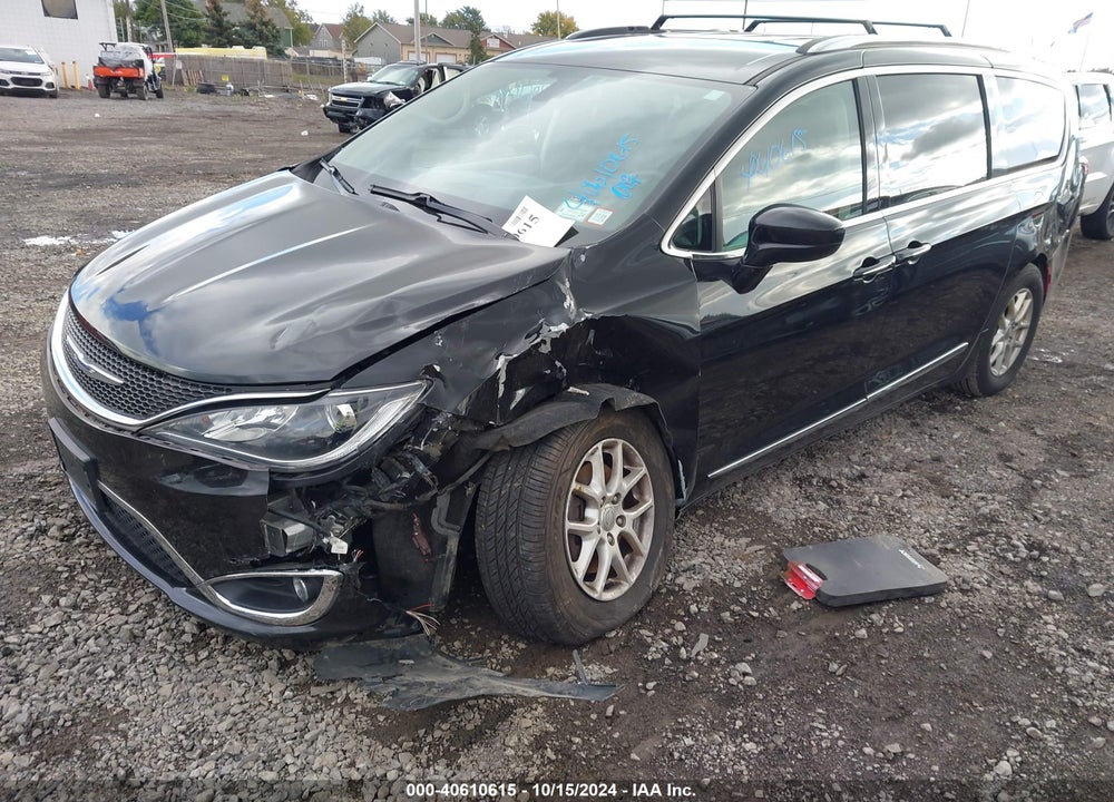 2020 CHRYSLER PACIFICA TOURING L VIN: 2C4RC1BG0LR284884