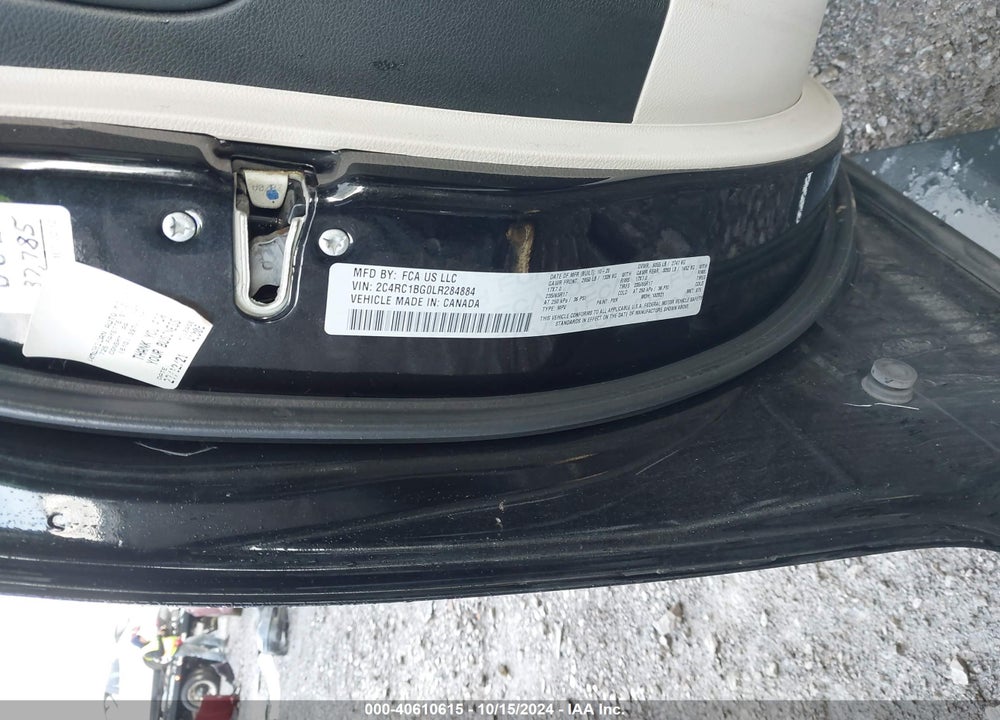 2020 CHRYSLER PACIFICA TOURING L VIN: 2C4RC1BG0LR284884