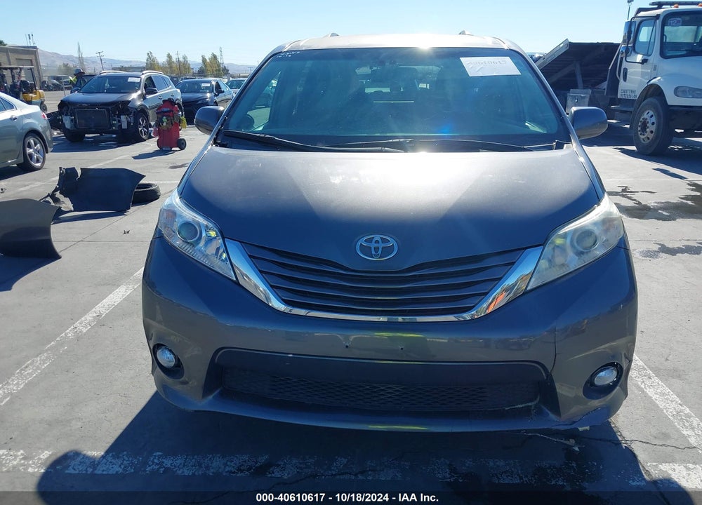 2015 TOYOTA SIENNA LE 8 PASSENGER VIN: 5TDKK3DC4FS652778