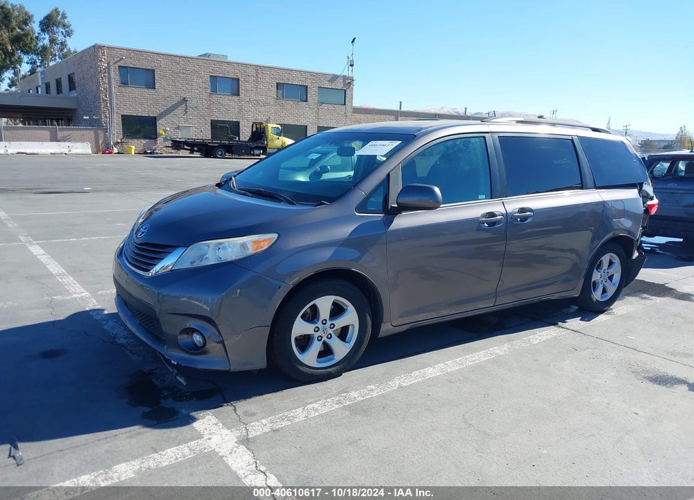 2015 TOYOTA SIENNA LE 8 PASSENGER VIN: 5TDKK3DC4FS652778
