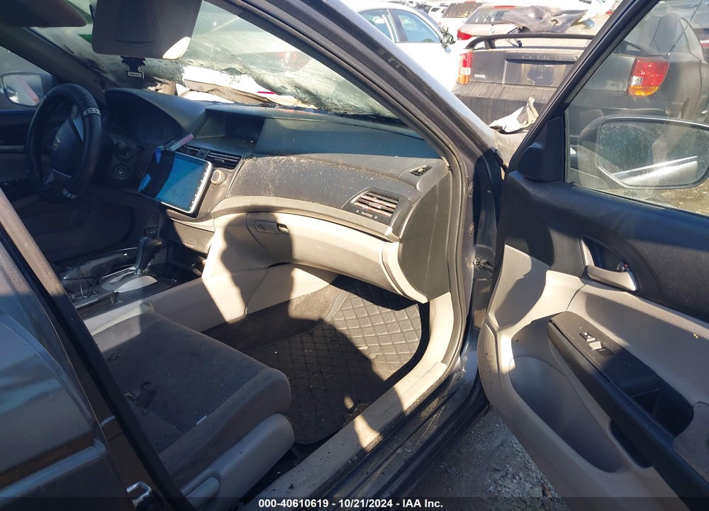 2012 HONDA ACCORD 2.4 LX VIN: 1HGCP2F36CA232592