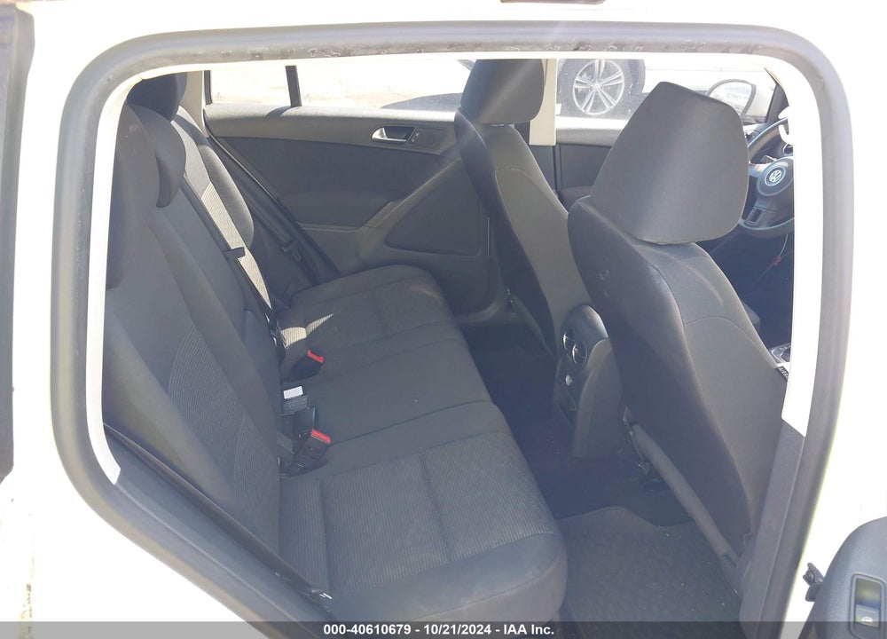 2012 VOLKSWAGEN TIGUAN S VIN: WVGAV7AX4CW537736