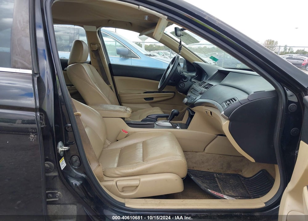 2012 HONDA ACCORD 2.4 SE VIN: 1HGCP2F61CA171811