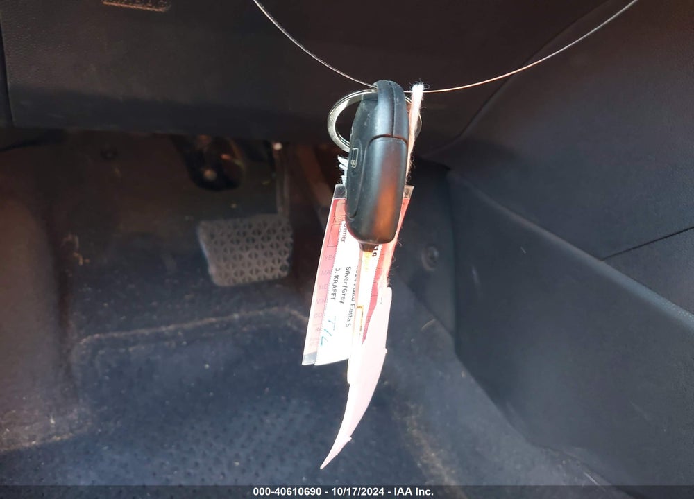 2011 FORD FIESTA SE VIN: 3FADP4EJ7BM228900