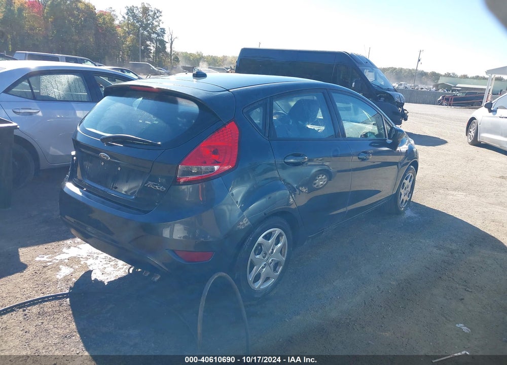 2011 FORD FIESTA SE VIN: 3FADP4EJ7BM228900