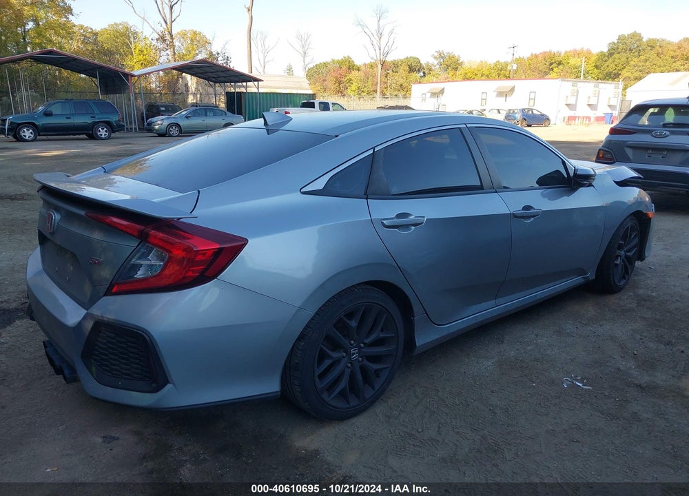 2017 HONDA CIVIC SI VIN: 2HGFC1E55HH705476