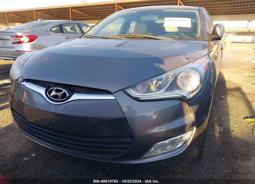2017 HYUNDAI VELOSTER VIN: KMHTC6AD7HU317802