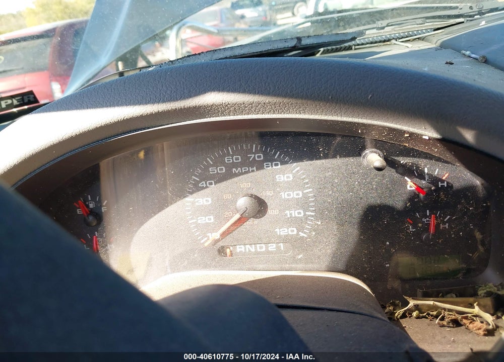 2005 FORD F-150 STX/XL/XLT VIN: 1FTRX12W55FA99476