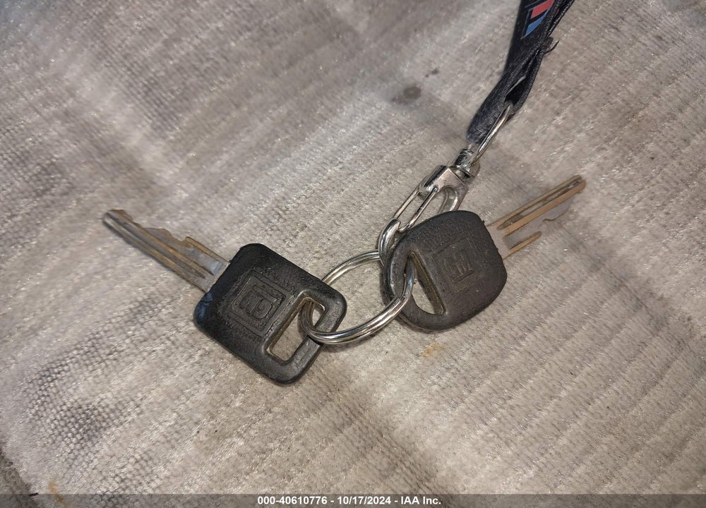 1989 CHEVROLET GMT-400 K1500 VIN: 1GCDK14K1KZ126914