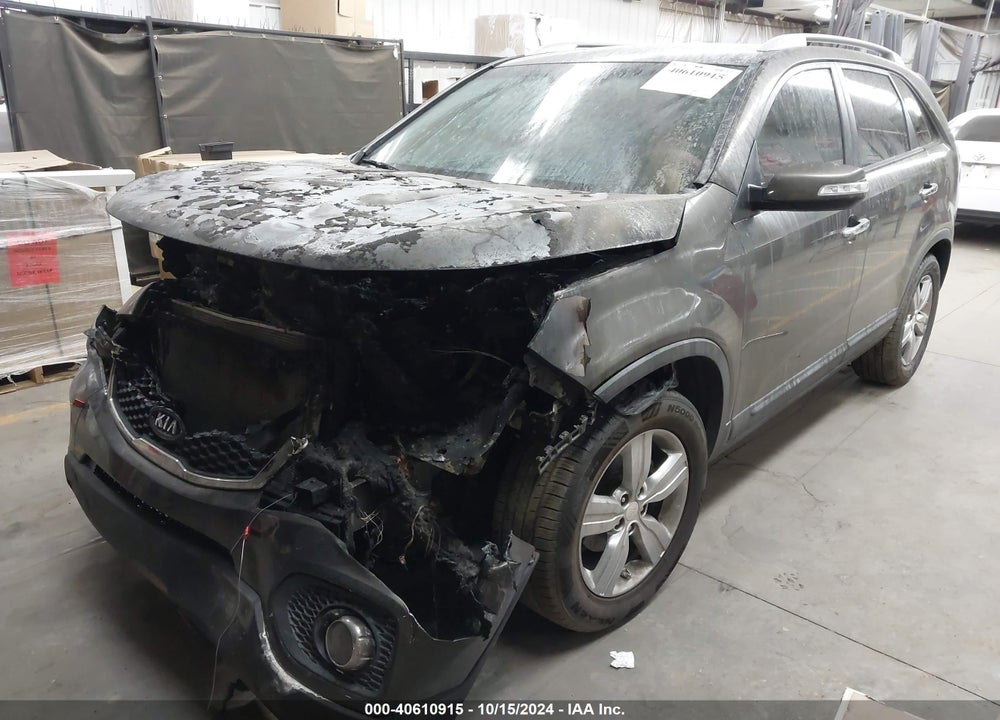 2013 KIA SORENTO EX VIN: 5XYKU3A69DG395362