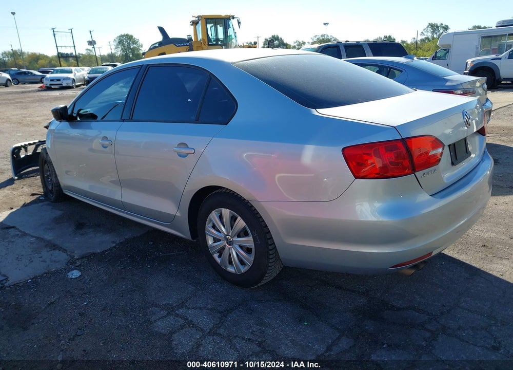 2013 VOLKSWAGEN JETTA 2.0L S VIN: 3VW2K7AJ2DM236748