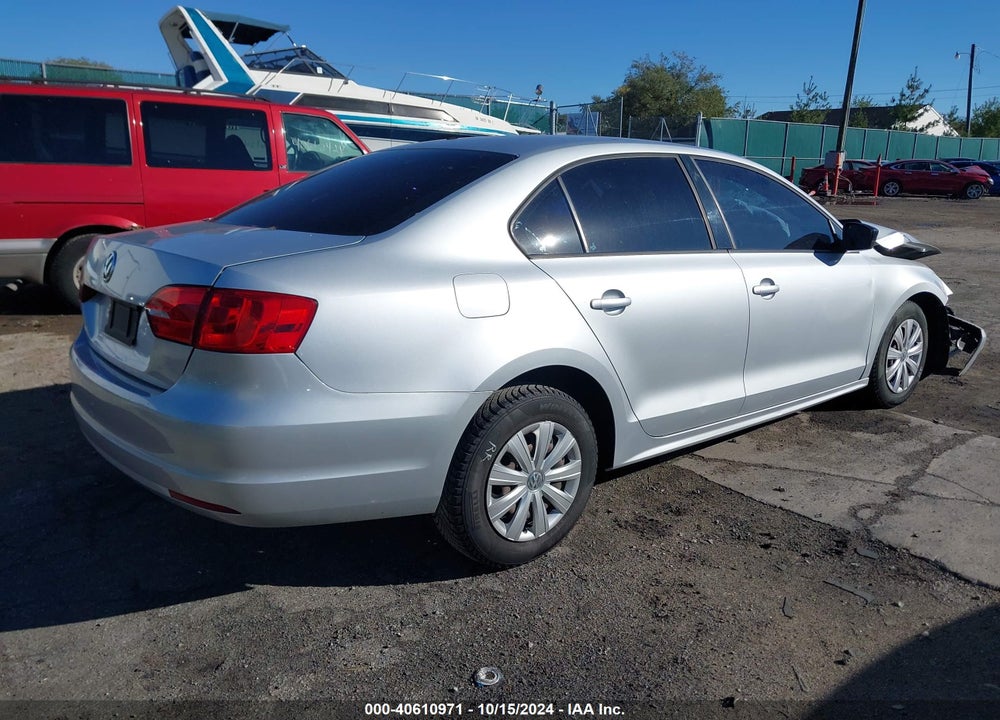 2013 VOLKSWAGEN JETTA 2.0L S VIN: 3VW2K7AJ2DM236748