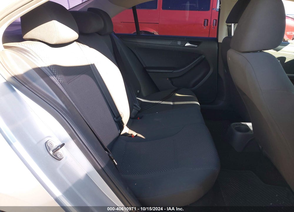 2013 VOLKSWAGEN JETTA 2.0L S VIN: 3VW2K7AJ2DM236748