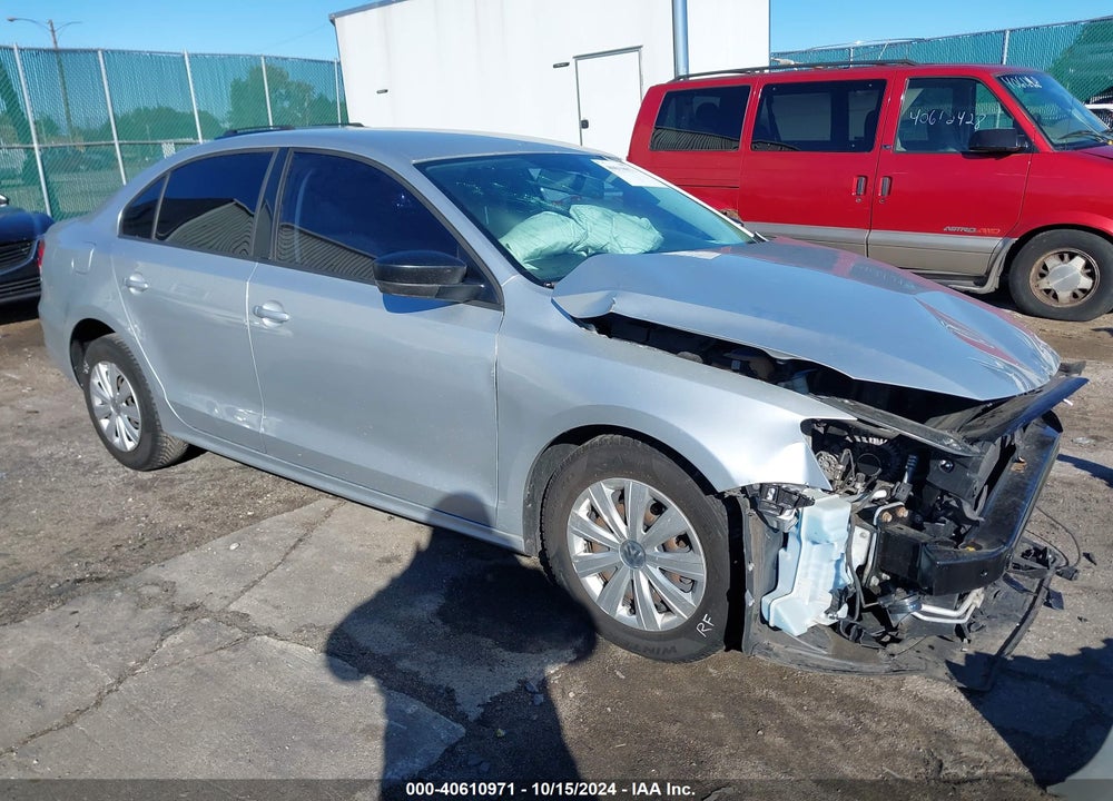 2013 VOLKSWAGEN JETTA 2.0L S VIN: 3VW2K7AJ2DM236748