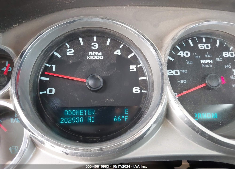 2011 CHEVROLET SILVERADO 1500 LT VIN: 1GCRKSE39BZ425327