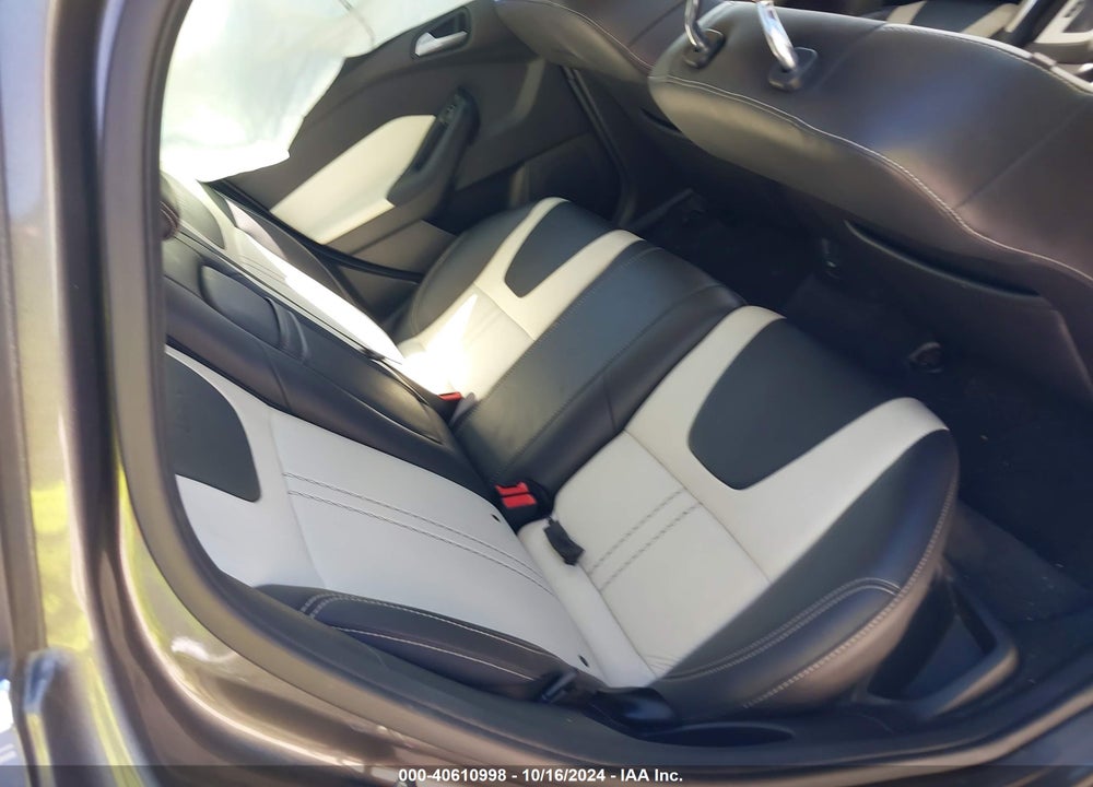 2012 FORD FOCUS SEL VIN: 1FAHP3H2XCL205064