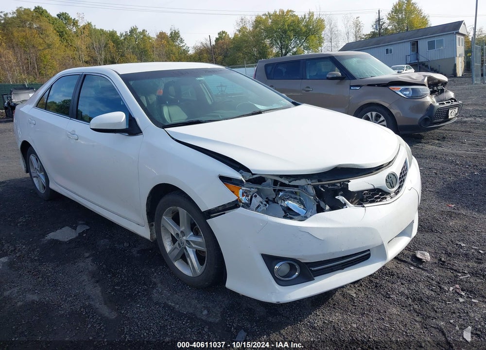 2013 TOYOTA CAMRY SE VIN: 4T1BF1FK2DU711375