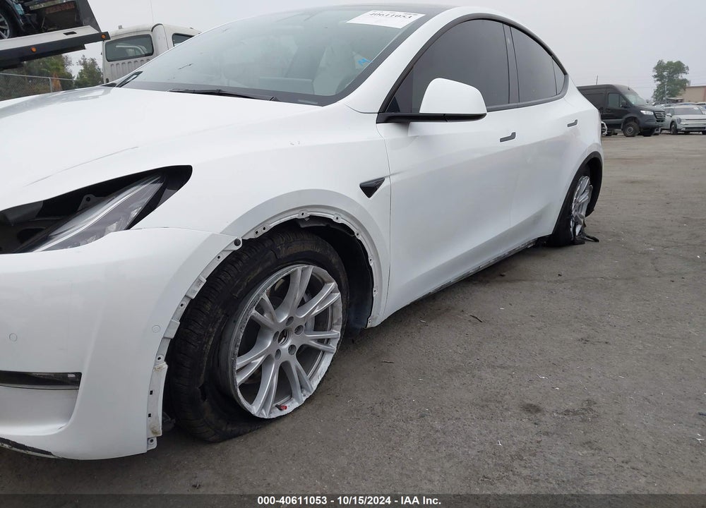 2021 TESLA MODEL Y LONG RANGE DUAL MOTOR ALL-WHEEL DRIVE VIN: 5YJYGDEE1MF118060
