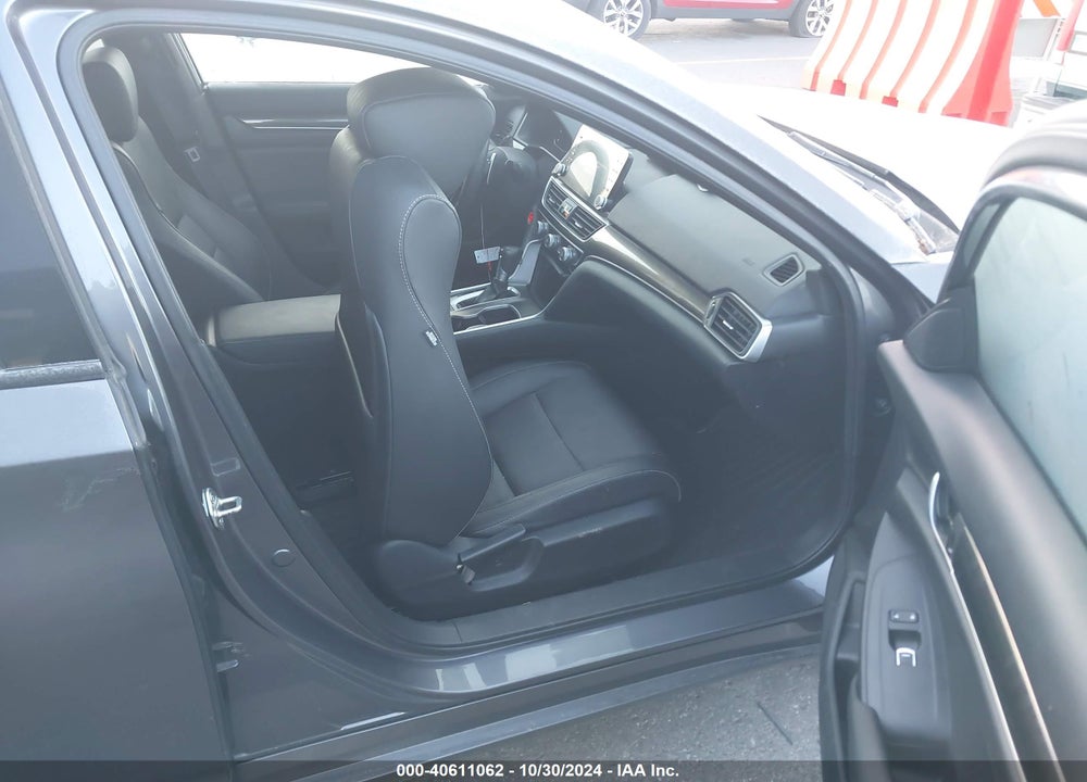 2019 HONDA ACCORD SPORT VIN: 1HGCV1F33KA042151