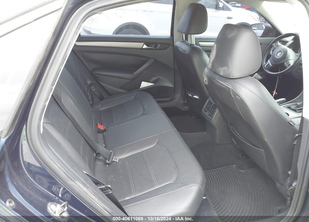 2014 VOLKSWAGEN PASSAT 1.8T SE VIN: 1VWBS7A35EC029016