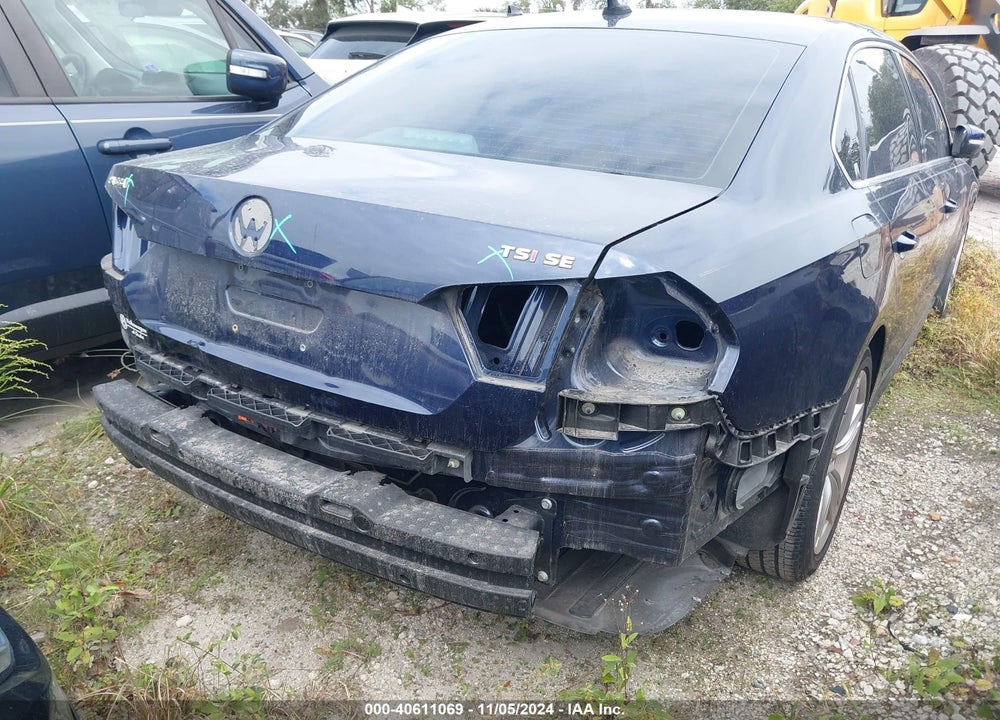 2014 VOLKSWAGEN PASSAT 1.8T SE VIN: 1VWBS7A35EC029016