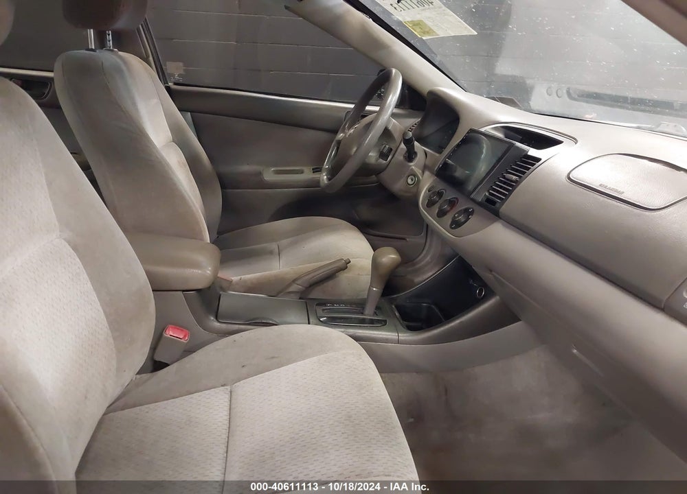 2004 TOYOTA CAMRY LE VIN: 4T1BE32K64U264103
