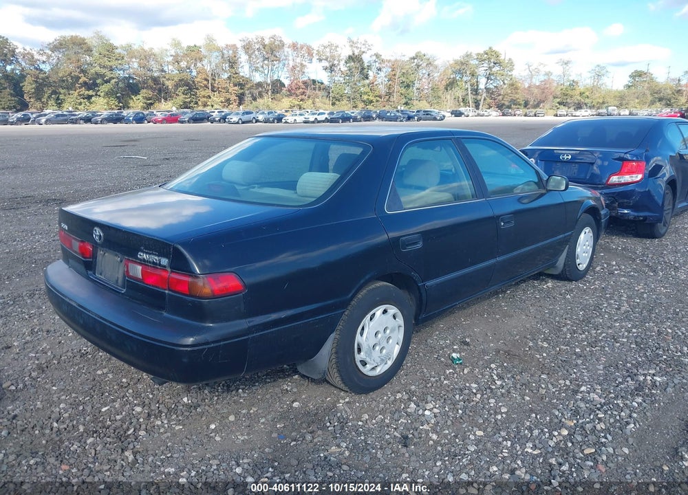 1999 TOYOTA CAMRY LE VIN: 4T1BG28K8XU490577