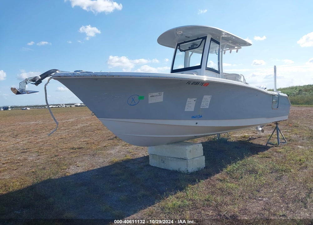 2023 SEA HUNT BOAT VIN: SXSC0462F323