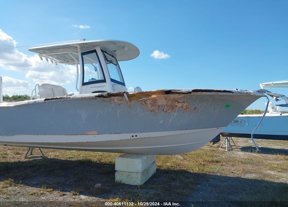 2023 SEA HUNT BOAT VIN: SXSC0462F323