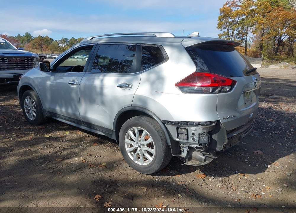 2018 NISSAN ROGUE SV VIN: JN8AT2MV9JW352929