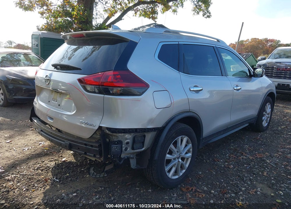 2018 NISSAN ROGUE SV VIN: JN8AT2MV9JW352929