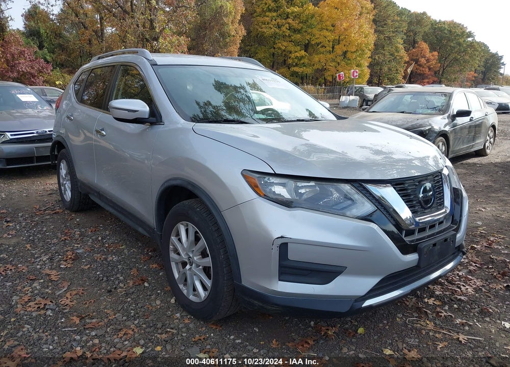 2018 NISSAN ROGUE SV VIN: JN8AT2MV9JW352929