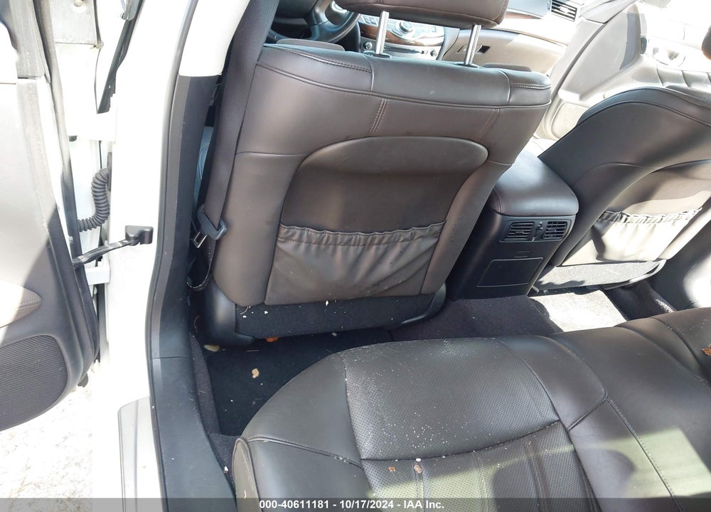 2015 INFINITI Q70 3.7X VIN: JN1BY1AR3FM560362