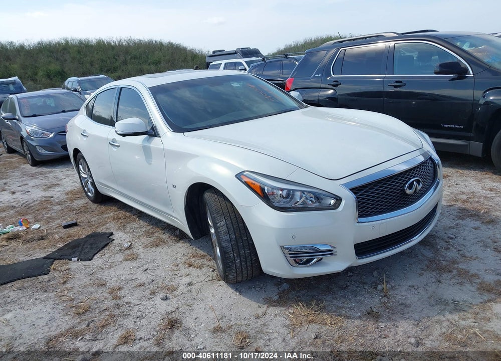 2015 INFINITI Q70 3.7X VIN: JN1BY1AR3FM560362