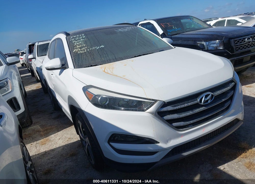 2018 HYUNDAI TUCSON VALUE VIN: KM8J33A21JU810529