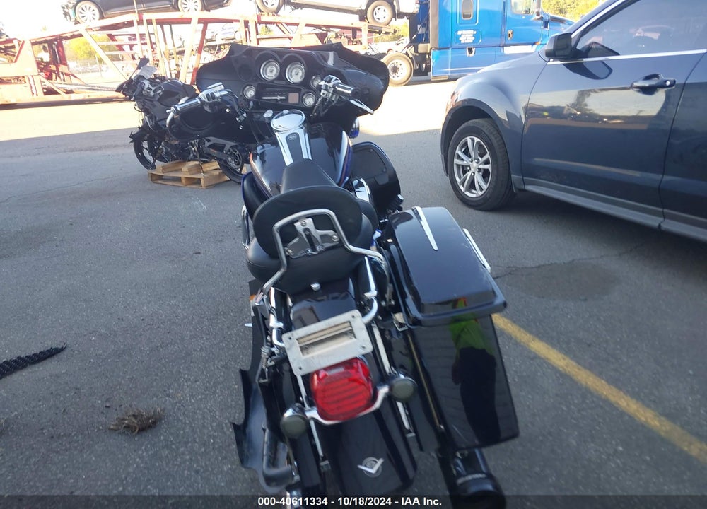 2004 HARLEY-DAVIDSON FLHTCSE VIN: 1HD1PJE1X4Y951075
