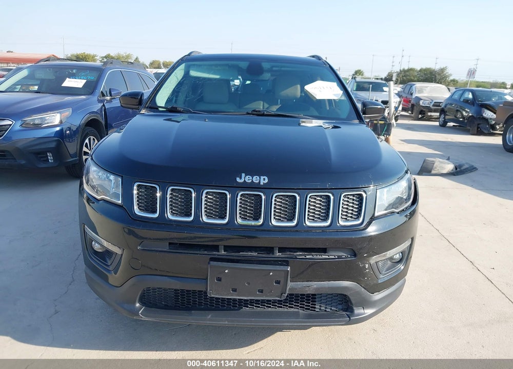 2019 JEEP COMPASS SUN AND WHEEL FWD VIN: 3C4NJCBB2KT743154
