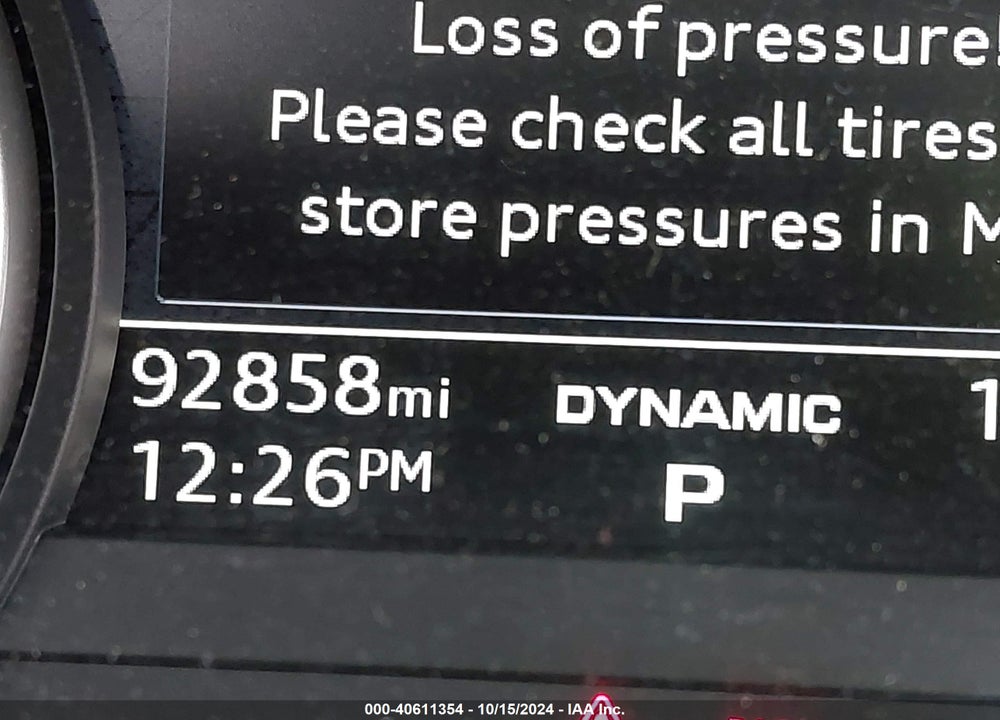 2017 AUDI A4 2.0T PREMIUM VIN: WAUANAF48HN000877