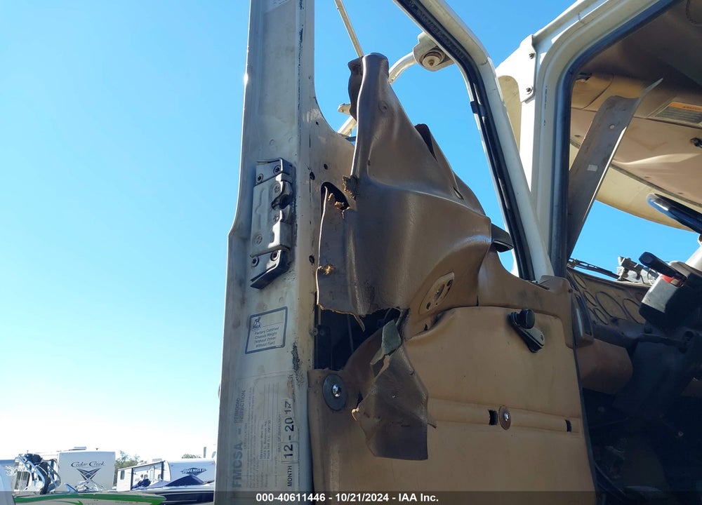 2004 MACK CV713 CV700 VIN: 1M2AG11C14M014451
