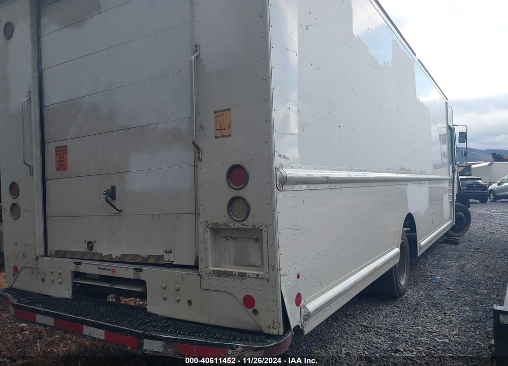 2012 WORKHORSE CUSTOM CHASSIS COMMERCIAL CHASSIS W62 VIN: 5B4LFG2E6C3448572