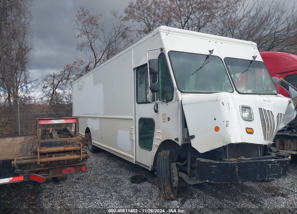 2012 WORKHORSE CUSTOM CHASSIS COMMERCIAL CHASSIS W62 VIN: 5B4LFG2E6C3448572