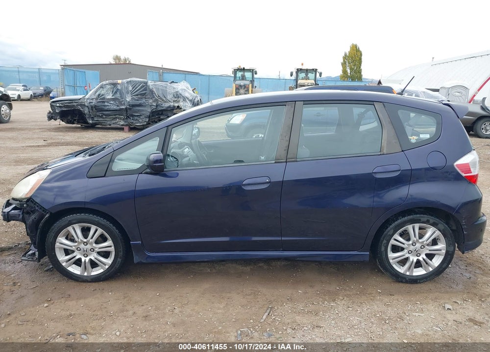 2009 HONDA FIT SPORT VIN: JHMGE88449S015848