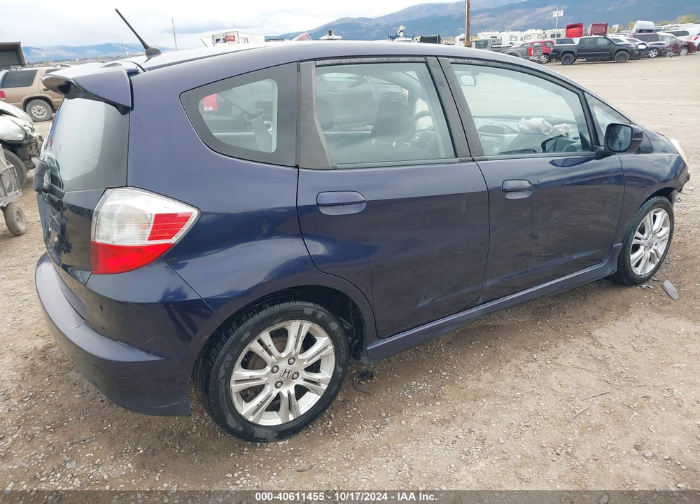 2009 HONDA FIT SPORT VIN: JHMGE88449S015848