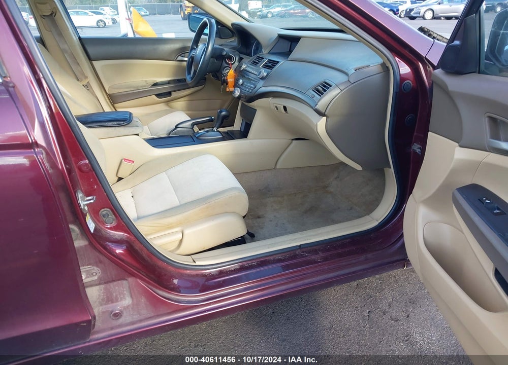 2008 HONDA ACCORD 2.4 LX-P VIN: 1HGCP26408A051388
