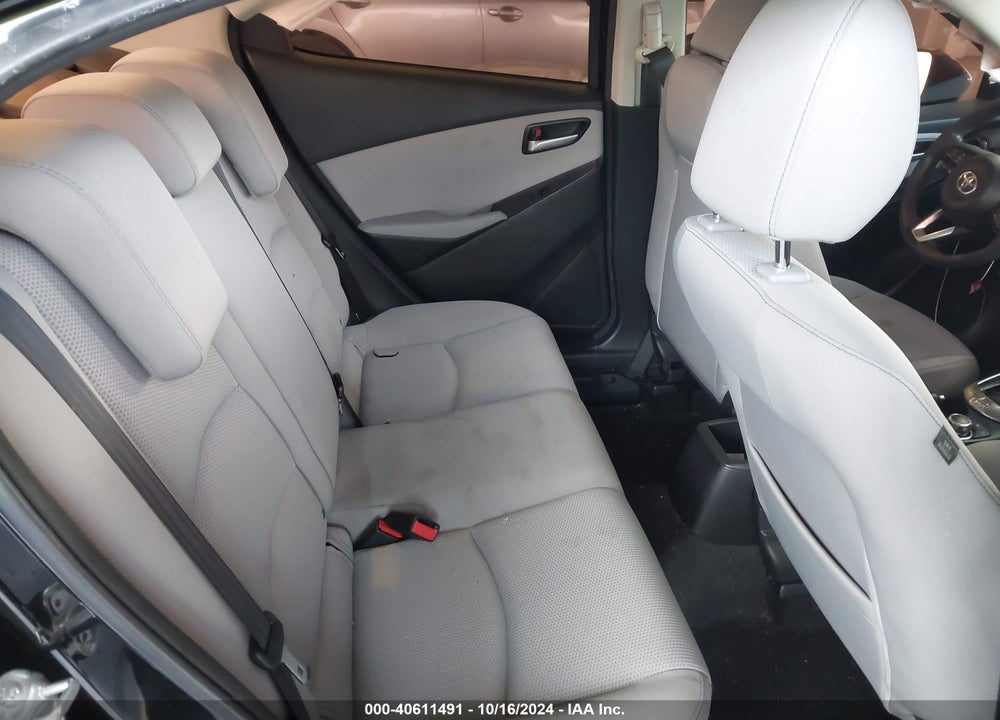 2019 TOYOTA YARIS LE VIN: 3MYDLBYV9KY510605